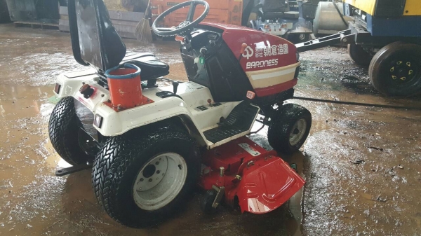 ขาย รถตัดหญ้า Baroness 17.5 แรงม้า