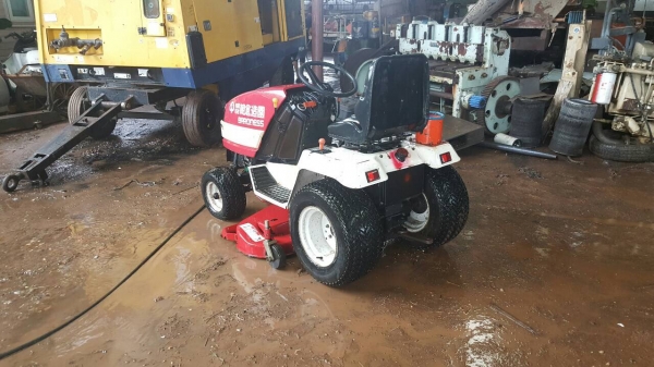 ขาย รถตัดหญ้า Baroness 17.5 แรงม้า