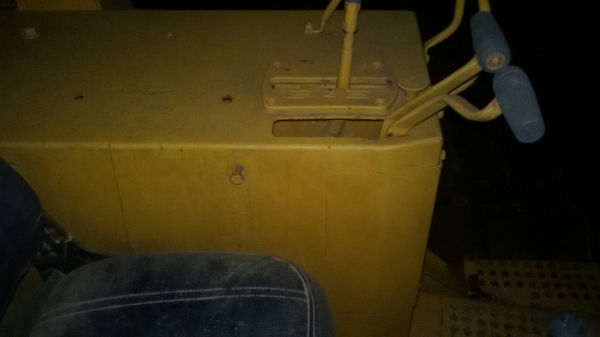 ขายรถแทร็คเตอร์ CAT.D4H.LGP (มีทะเบียน)