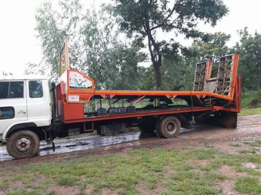 ขาย72,000 กระบะเทรนเลอร์ บรรทุกรถเกี่ยว&amp;แบคโคร ต่อใหม่ พร้อมบรรไดไฮโดรลิค ใส่10ล้อ ก.2.50ม.ยาว6.80ม.