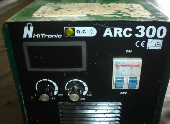 ขายเครื่องเชื่อมไฟฟ้า (เชื่อมธูป) ยี่ห้อ HITRONIC รุ่น ARC300