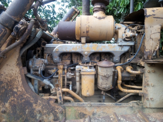 ขายรถแทรคเตอร์ KOMATSU D60A-6 พร้อมวิ้นหลัง ราคา 400000