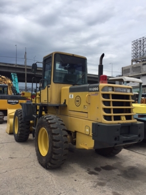 มาใหม่อีกแล้ว รถตัก KOMATSU WA200-3