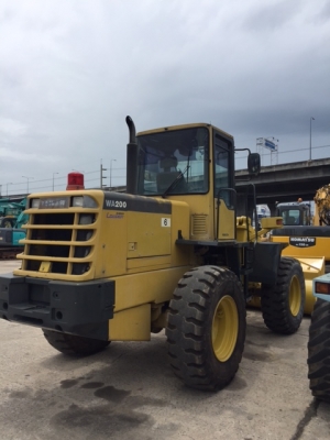 มาใหม่อีกแล้ว รถตัก KOMATSU WA200-3