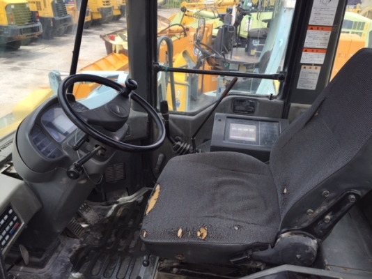 มาใหม่อีกแล้ว รถตัก KOMATSU WA200-3