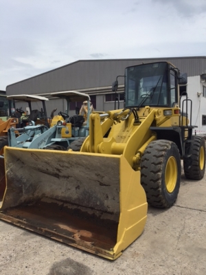 มาใหม่อีกแล้ว รถตัก KOMATSU WA200-3