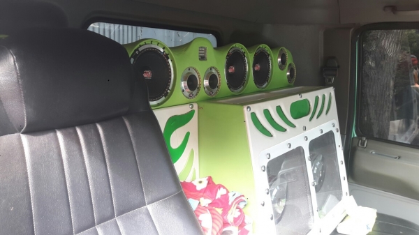 ขายหกล้อดั๊ม ขายหกล้อดั๊ม