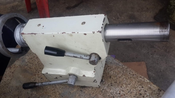 ขายครับขาย ยันศูนย์ ท้ายแท่นกลึง ลงตัวพอดีกับ แท่นกลึง สวิง 360 ขนาดอื่นตัดเสริม เติมแต่งเอา สภาพนางฟ้า ขายตัวละ 6500 บาท 0814583376 เอก ปทุม ขายครับขาย ยันศูนย์ ท้ายแท่นกลึง ลงตัวพอดีกับ แท่นกลึง สวิง 360 ขนาดอื่นตัดเสริม เติมแต่งเอา สภาพนางฟ้า ขายตัวละ 6500 บาท 0814583376 เอก ปทุม