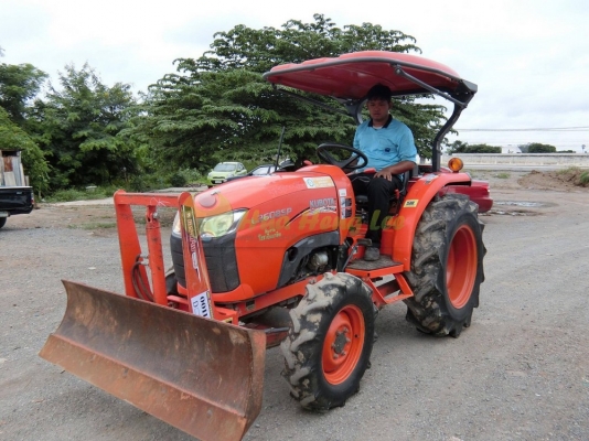 รถไถคูโบต้ามือสองสภาพดี รุ่น L3608SP คานล่าง พร้อมใช้ รถไถคูโบต้ามือสองสภาพดี รุ่น L3608SP คานล่าง พร้อมใช้