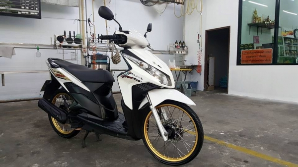 ขออนุญาตขาย HONDA CLICK 110-i NEW สีขาวมุก ฟรีค่าโอน ขออนุญาตขาย HONDA CLICK 110-i NEW สีขาวมุก ฟรีค่าโอน