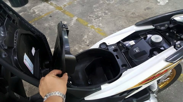 ขออนุญาตขาย HONDA CLICK 110-i NEW สีขาวมุก ฟรีค่าโอน ขออนุญาตขาย HONDA CLICK 110-i NEW สีขาวมุก ฟรีค่าโอน