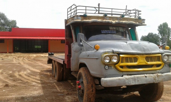 ขายเทนเล่อร์หน้ายาว เครื่อง168 สโลว คานหน้าใหญ่ พวงมาลัยพาวเว่อ สองเพลาใหญ่ ขึนแม็คโค200