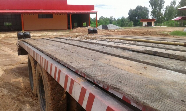 ขายเทนเล่อร์หน้ายาว เครื่อง168 สโลว คานหน้าใหญ่ พวงมาลัยพาวเว่อ สองเพลาใหญ่ ขึนแม็คโค200