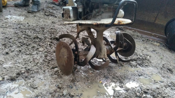 ขาย เครื่องพรวนดิน / ตีดิน / ตัดหญ้า ปลูกผักสวนครัว การเกษตร มือสอง เก่าญี่ปุ่น พร้อมใช้งาน ราคาถุก