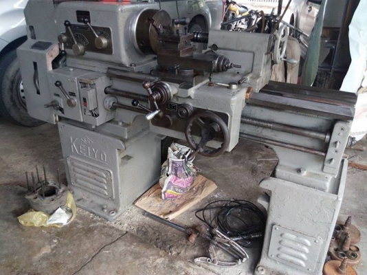 ขายเครื่องกลึง ยี่ปุ่น4-5 ฟุต ไฟบ้าน220v
