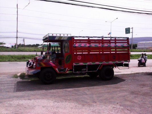 อีแต๋น  6  ล้อต่อใหม่