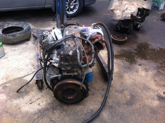 เครื่อง toyota 3L 2800 CC. เครื่องใช้งานได้ปกติ ฝาไม่แตก เครื่อง toyota 3L 2800 CC. เครื่องใช้งานได้ปกติ ฝาไม่แตก