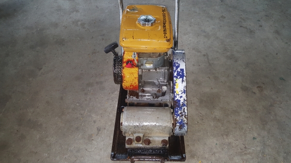 เครื่องตบดิน 360mm X 490mm พร้อมใช้งาน รหัสสินค้า B1-16 เครื่องตบดิน 360mm X 490mm พร้อมใช้งาน รหัสสินค้า B1-16