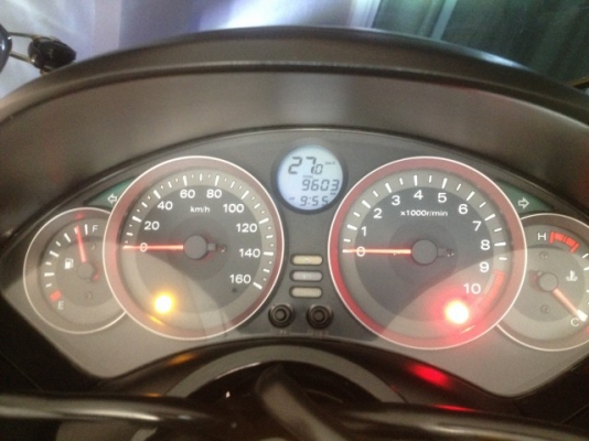 ขาย forza 300 ปี57 รถวิ่งน้อยเเต่งสวยตามรูปไม่เคยล้มทะเบียนไม่ขาดไม่ค่อยได้ขี่