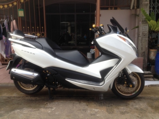 ขาย forza 300 ปี57 รถวิ่งน้อยเเต่งสวยตามรูปไม่เคยล้มทะเบียนไม่ขาดไม่ค่อยได้ขี่