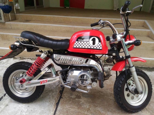 ขายกอลิล่า สีแดง เบาะซ้อนสอง ขายกอลิล่า สีแดง เบาะซ้อนสอง