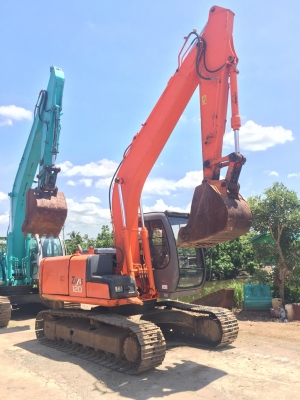 ขายค่ะ HITACHI  ZX120  มาใหม่ เก่าญี่ปุ่น   สภาพสวย  เดิมๆ  เครื่องปั๊มดี  ไฟ้ฟ้าเต็ม โทร 089-7462641  สุวรรณี