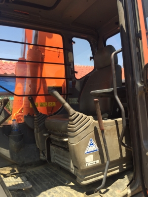 ขายค่ะ HITACHI  ZX120  มาใหม่ เก่าญี่ปุ่น   สภาพสวย  เดิมๆ  เครื่องปั๊มดี  ไฟ้ฟ้าเต็ม โทร 089-7462641  สุวรรณี