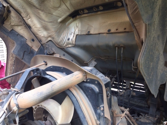 ขายรถสิบล้อดั้ม.อีซูซุ DECA 270 ปี 51