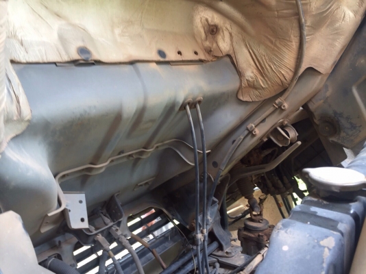 ขายรถสิบล้อดั้ม.อีซูซุ DECA 270 ปี 51