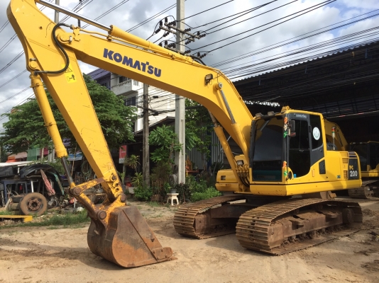KOMATSU PC200-8MO KOMATSU PC200-8MO
