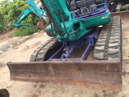 ขายค่ะ KOMATSU PC40-7E  มาใหม่  เก่าญี่ปุ่น  เครื่องดำ ระบบคล่อง สนใจโทร  089-7462641  สุวรรณี