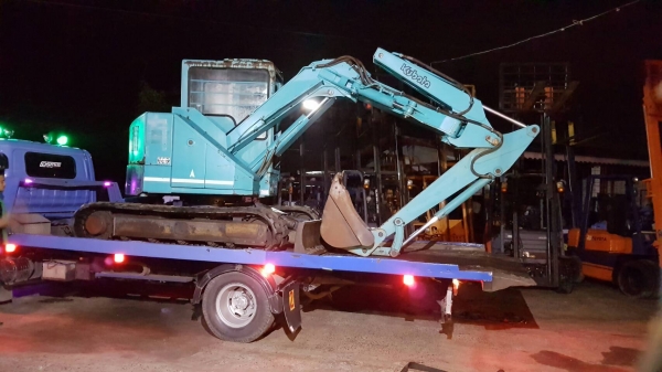 ขายด่วนรถแบคโฮKUBOTAคูโบต้าRX501ครื่องดีปั่มแรงเทียบเท่าPC55รถนอกเพิ่งนำเข้ามาใหม่ยังไม่เคยใช้งานในเมืองไทยเลย