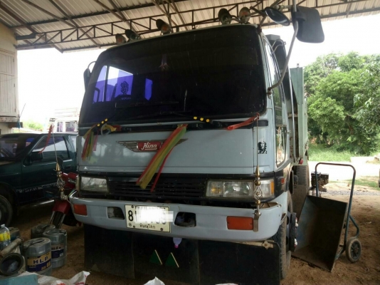 ขาย6ล้อดั๊ม195hpสภาพพร้อมใช้ ติดต่อคุณอ๊อฟพิจิตร086-737-9991