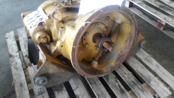 ขายปั๊มรถขุด MITSUBISHI รุ่น MS180 ของเก่านอก มี 2 ลูก ราคา ลูกละ 15,000 บาท