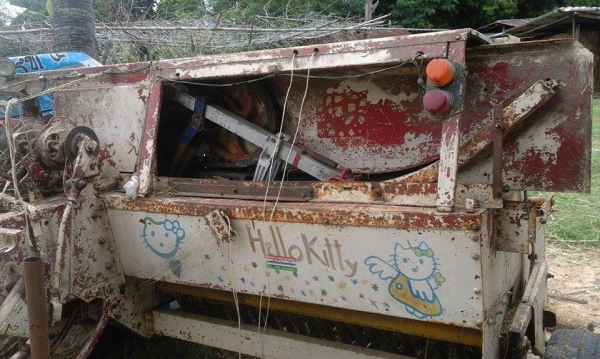 ขายเครื่องอัดฟาง นิวฮอลลแลน 276 หัวมัดดีไม่แตกไม่ร้าว   ต่อรองได้ให้ไวๆๆ