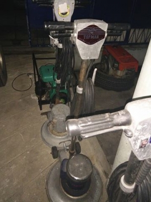 รอบเหมามาอีกเเล้วเครื่องขัดพื้น5ตัว 15,000บาท/0835662999