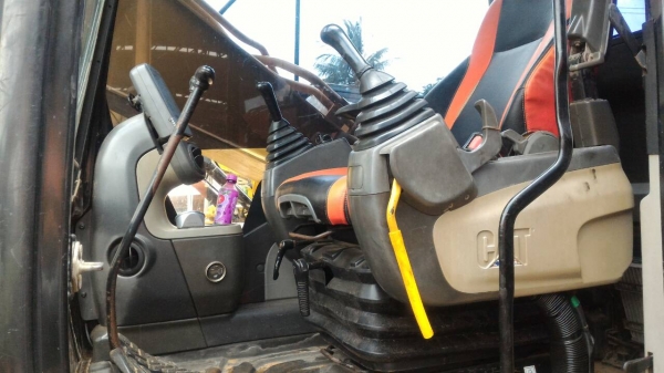 ขออนุญาตขายcat315dกระบอกดำชั่วโมง10000ต้นๆพร้อมใช้งานเอกสารอินวอยราคา1350000บาทสนใจติดต่อช่างดำ0853224877-0988930465ครับผม ขออนุญาตขายcat315dกระบอกดำชั่วโมง10000ต้นๆพร้อมใช้งานเอกสารอินวอยราคา1350000บาทสนใจติดต่อช่างดำ0853224877-0988930465ครับผม