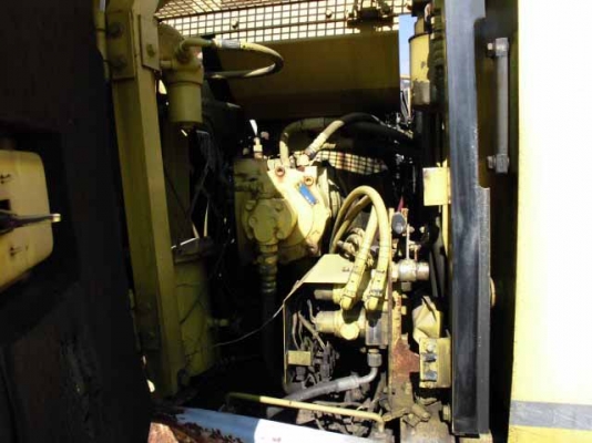 ขายรถขุดนำเข้าเก่าญี่ปุ่น sumitomo sh 120 a1แทรกกว้าง 60 cm รถสวยเดิม รถถึงไทยเร็วๆนี้สนใจติดต่อสอบถาม 092-3309229 อี๊ด