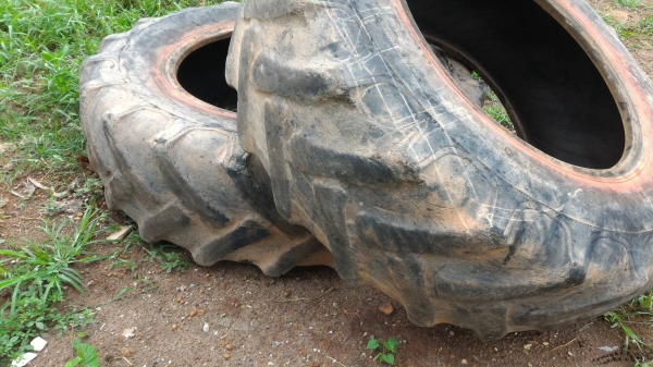 สอบถามได้ครับ ยางรถไถเบอร์ 16.9-30 ถอดจาก M7040 ราคา 1,500บาท อ.แกลง จ.ระยอง  มีบริการขนส่งทั่วไทย DC Tractor Rayong 0818618678,0899347475 https://www.facebook.com/DC-Tractor-Rayong-3071545327&hellip;/shop&hellip; id line=081-8618678 id line=089-9347475