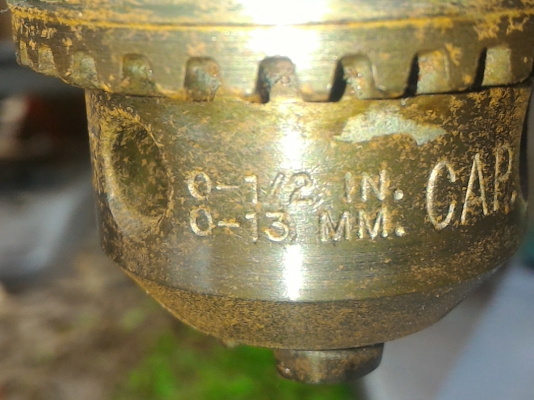 (มาอีก 35 ตัว)สว่านแท่น Clausing ของอเมริกา ตัวใหญ่สูง 2 ม. หน้าโต็ะกว้างมาก ไว้จับยึดชิ้นงาน ใช้ไฟ 220 V. ตัวใหญ่แข็งแรง