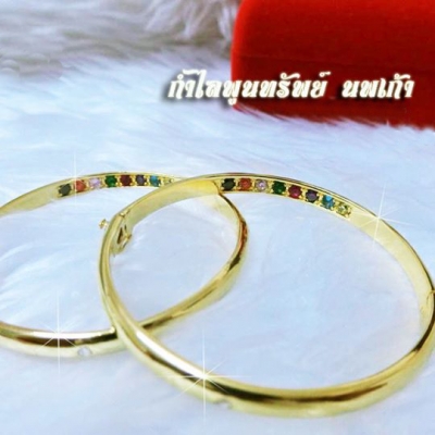 จำหน่ายแหวน,กำไร,จี้เสริมดวงบารมี พลังชีวิต แก้ชง  ผ่านการทำพิธีเรียบร้อยค่ะ