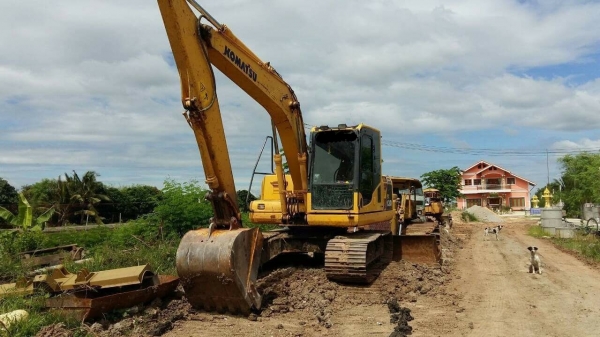 ขายดาวน์!! >>> Komatsu Pc130 รุ่น 8 <<< ช้าๆ อดแน่นอน 350,000 บาท เหลือ 18 งวด