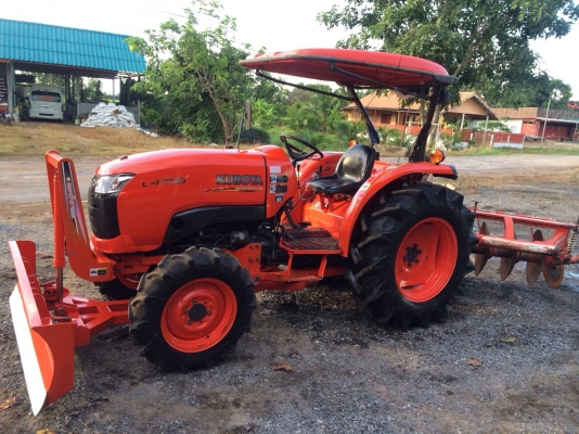 ขายรถไถคูโบต้า L4708 ใช้งาน 800 ชั่วโมง อุปกรณ์ครบ สนใจโทร 081-9136451 ค่ะ