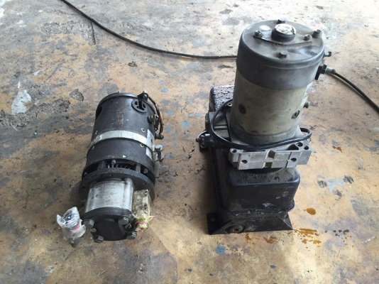 ขายปั๊มไฮโดลิค24v ตัดออกมาจากรถไฟฟ้า มี2ตัว ตัวล่ะ 3500บาท