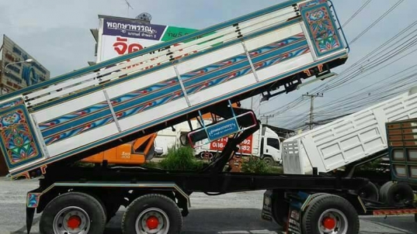 ขายรถพ่วงดัมพ์ ISUZU เครื่อง 300 แรง ปี 52 กระบะดัมพ์มิเนียม ลูก 3 เพลาแท้