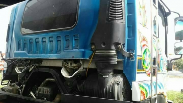 ขายรถพ่วงดัมพ์ ISUZU เครื่อง 300 แรง ปี 52 กระบะดัมพ์มิเนียม ลูก 3 เพลาแท้