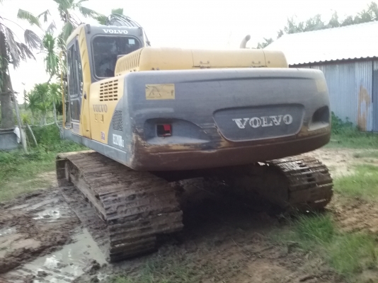 ขาย 1,050,000  VOLVO EC 210 B LC 14,000 ชม.เครื่องดี ปั้มแรง ไฟฟ้าครบ เอวแน่น ช่วงล่างเต็ม อินวอยท์ รถสวยพร้อมใช้เอกสารพร้อมโอน 090-772-3710 090-772-3708