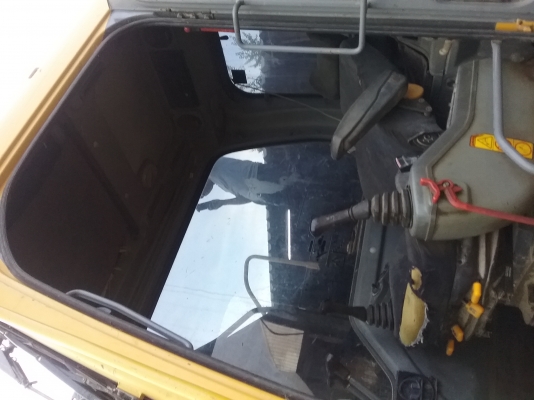 ขาย 1,050,000  VOLVO EC 210 B LC 14,000 ชม.เครื่องดี ปั้มแรง ไฟฟ้าครบ เอวแน่น ช่วงล่างเต็ม อินวอยท์ รถสวยพร้อมใช้เอกสารพร้อมโอน 090-772-3710 090-772-3708