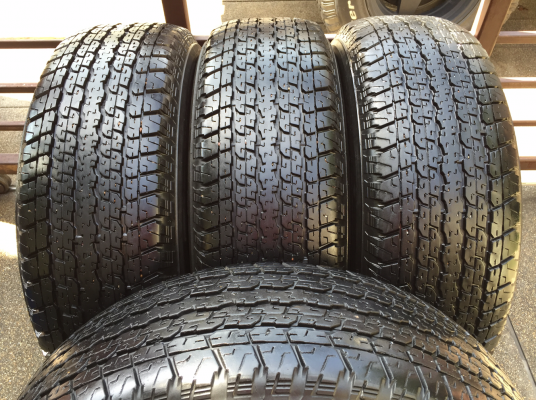 ยาง Bridgestone 255 65 17 กลางปี14 ดอกเยอะ พร้อมใช้งาน ราคาไม่แพง ยาง Bridgestone 255 65 17 กลางปี14 ดอกเยอะ พร้อมใช้งาน ราคาไม่แพง