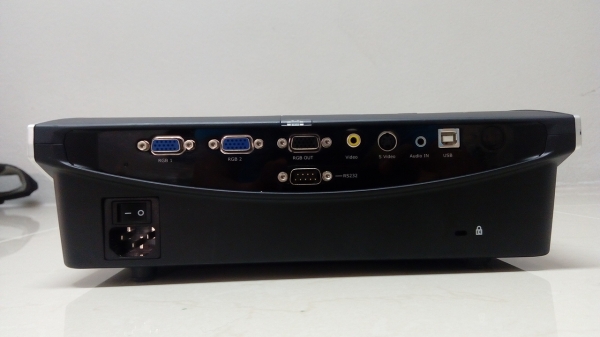 โปรเจคเตอร์ ViewSonic PJ588D